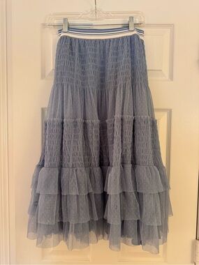 Tiered Blue tule Midi Skirt with Elastic Waistband, size XS
